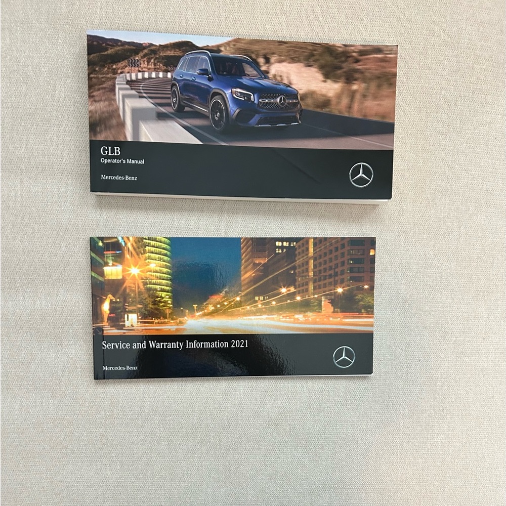 2021 Mercedes GLB 250 4MATIC Operators Manual